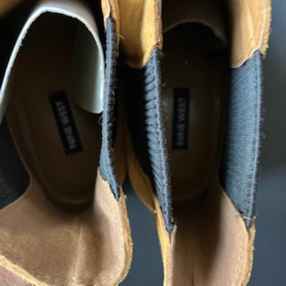 Nine West Suede Chelsea Bootie size 8 1/2 - Picture 8 of 8